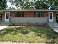 Building Photo - Geraldine 3960-3962
