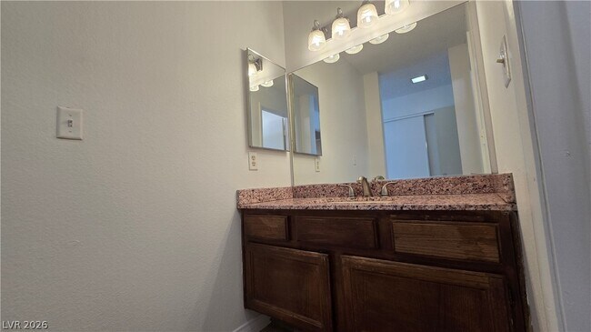 Building Photo - 4724 Cosley Dr