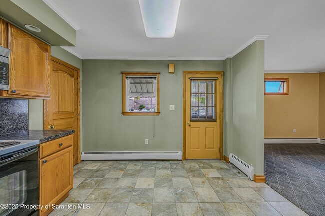 Building Photo - 443 14th Ave