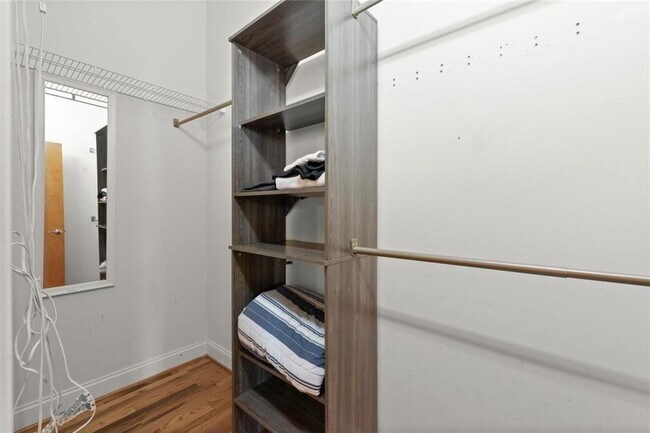 Building Photo - 1756 Liberty Ln