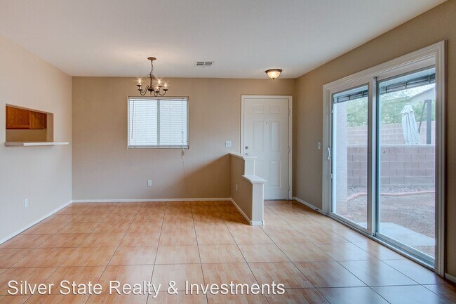 Building Photo - 2 br, 2.5 bath House - 6578 MARILYN MONROE...