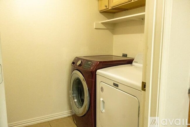 Building Photo - 1613 Apollo Cir