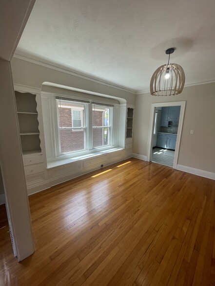 Building Photo - 2172 Bunts Road