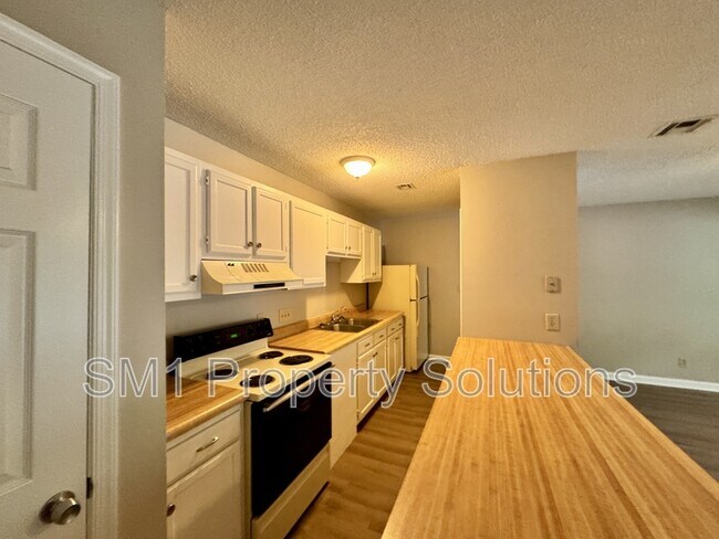 Building Photo - 3109 Darden Rd