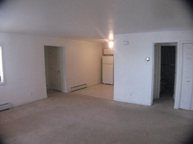Building Photo - 127 W Cokedale Dr