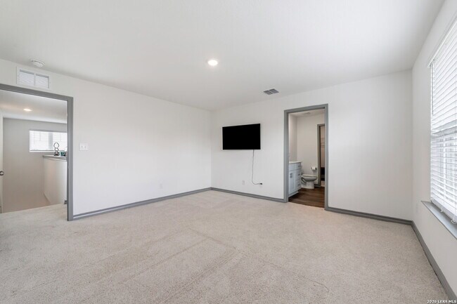 Building Photo - Like New 4 Bedroom Home in Corley Farms with First Floor Primary and Game Room