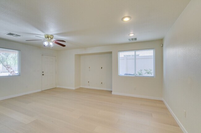 Building Photo - Bright & Inviting 3 Bedroom Home in 89148