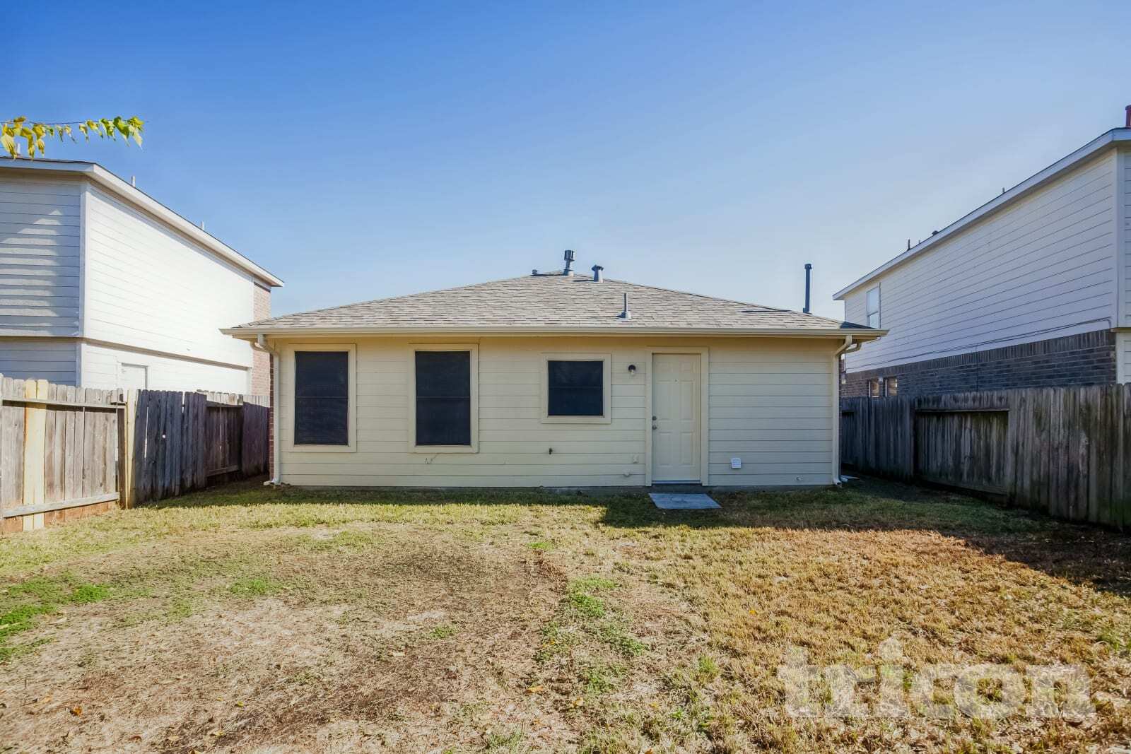 Building Photo - 15019 Easingwold Dr