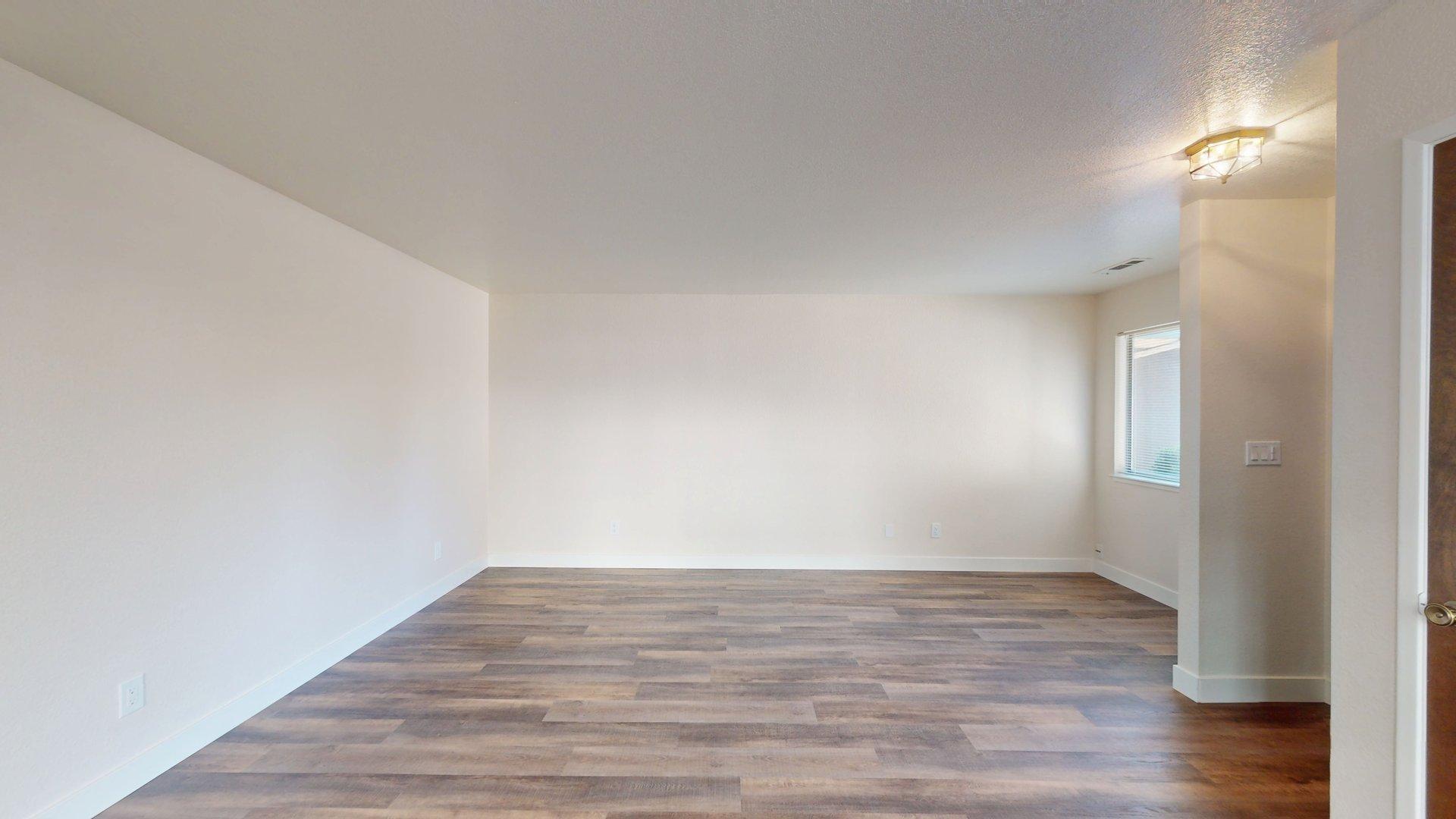 Building Photo - 173 Wayside Dr