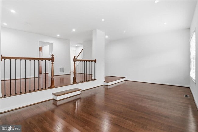 Building Photo - 5118 Woodmire Ln