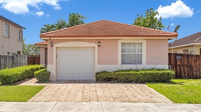 Building Photo - 14530 SW 156th Ave