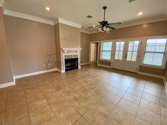 Building Photo - Family Home in Lafitte Landing – Fenced Ya...