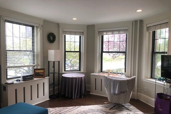 Building Photo - 116 Riverway