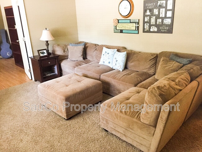 Building Photo - 22120 S Leslie Ave