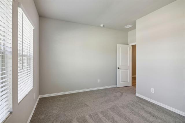 Building Photo - 3404 Eagle Mount Dr