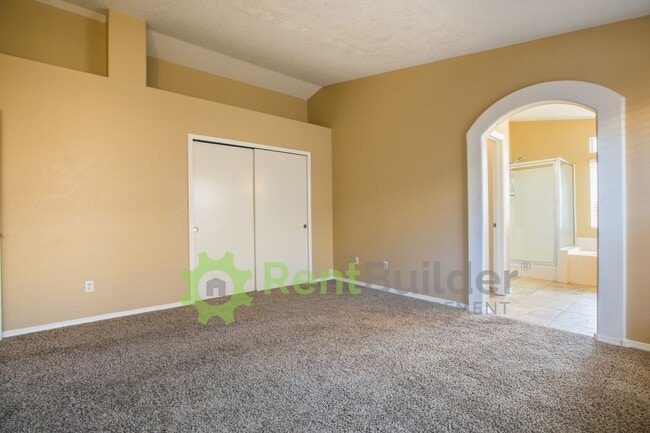 Building Photo - CALL US TODAY AT (505) 808-6467 TO SCHEDUL...