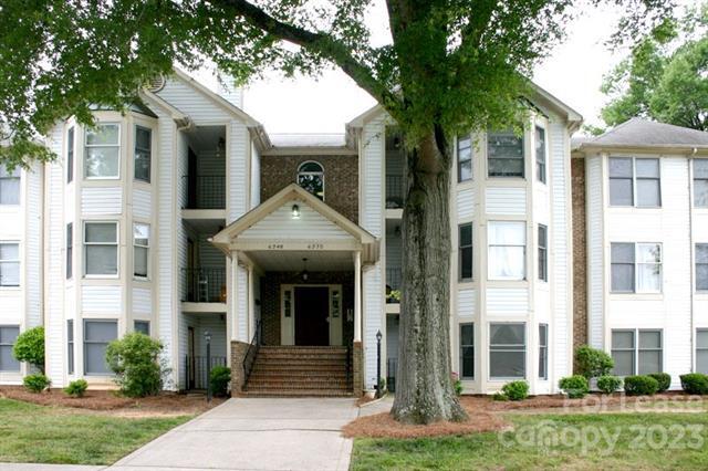 Primary Photo - 6264 Rosecroft Dr