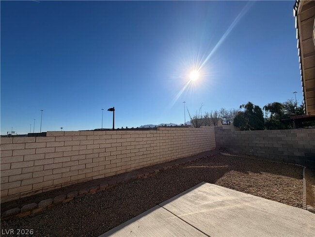 Building Photo - 8817 Shady Pines Dr