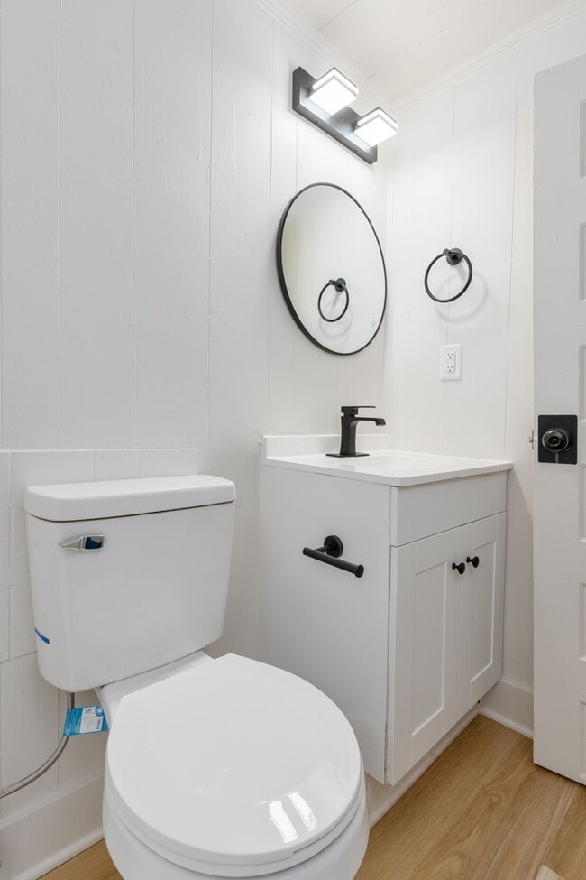 Building Photo - Cozy Home in Columbia's Downtown Core - Unit A