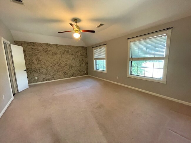 Building Photo - 16002 Speyburn Ct