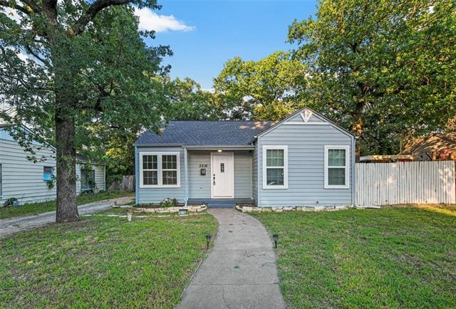 Primary Photo - 2216 Field St
