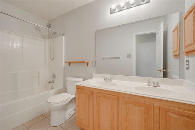 Building Photo - 1405 Cedar Springs Dr