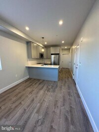 Building Photo - 900 W Susquehanna Ave