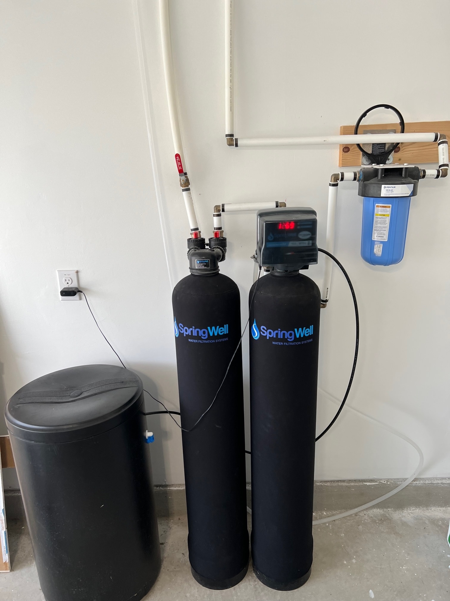 Carbon and water softener - 9726 Mill Dam