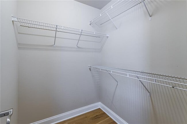 Building Photo - 1270 Fowler St NW