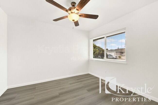 Building Photo - 606 Humbolt Dr