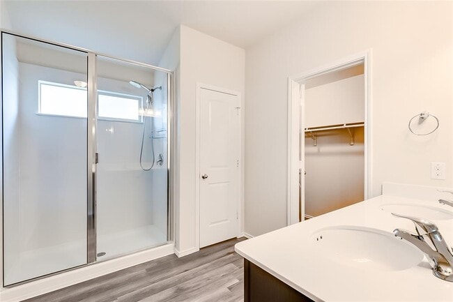 Building Photo - 107 Reagor Dr