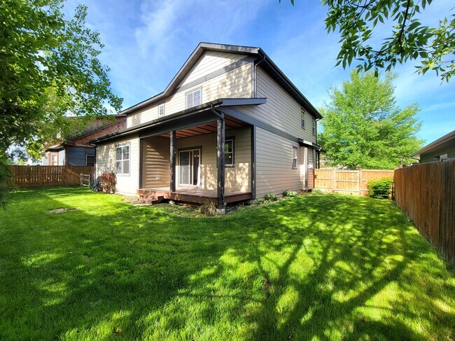 Building Photo - 1624 Gale Ct