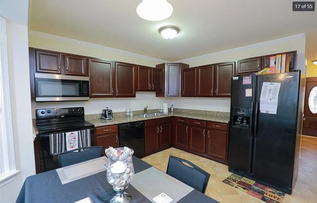 Building Photo - 6724 Fairpines Rd