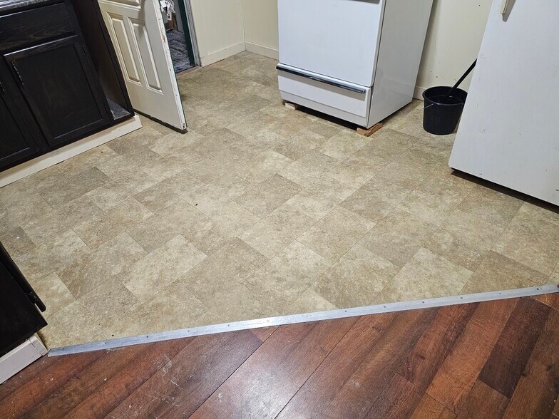 Kitghen - 613 Poplar St