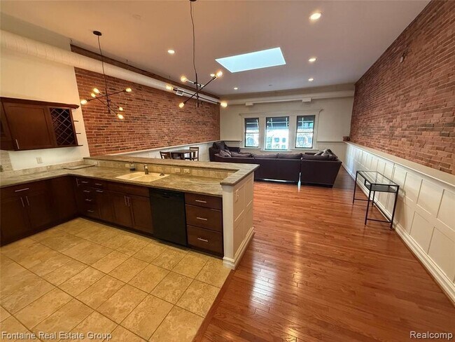 Building Photo - 107 W Grand River Ave