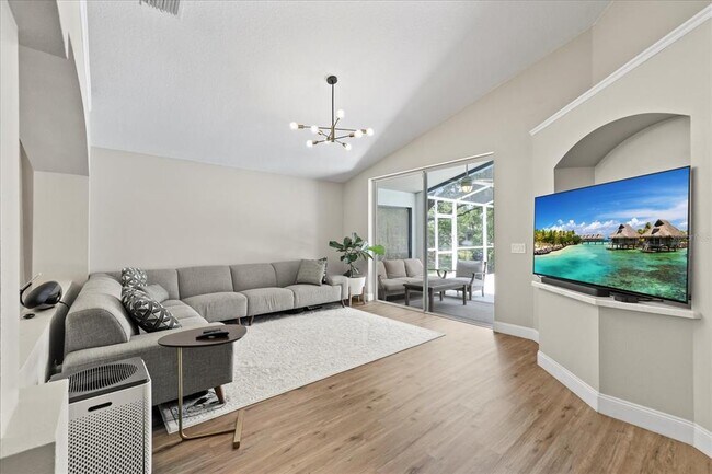 Building Photo - 6620 Colonial Lake Dr