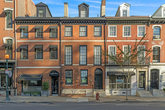 Building Photo - 713 Walnut St