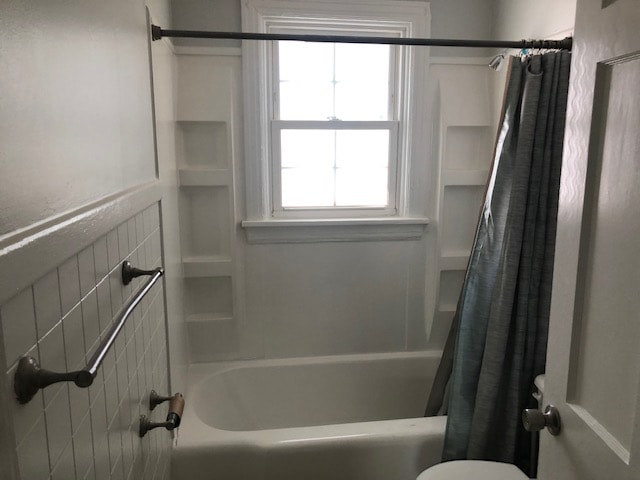 Building Photo - 620 W 9th St