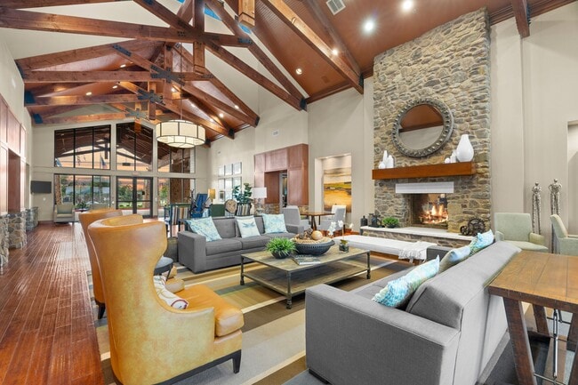 Building Photo - 2811 Cone Flower Dr