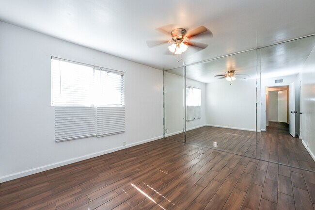 Building Photo - 7510 Shadyvilla Ln