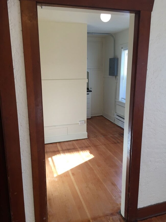 Interior Photo - 629 Main