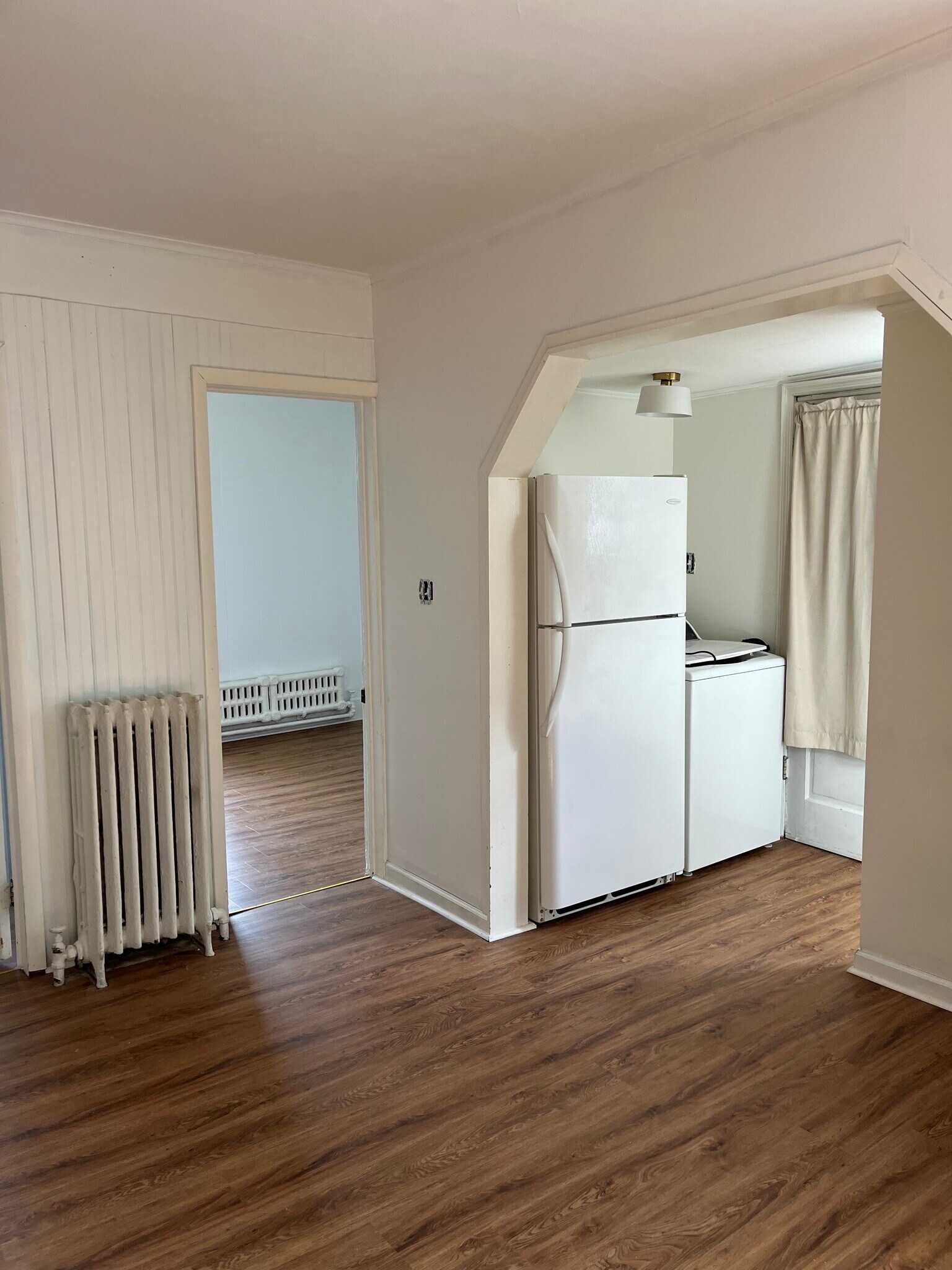 Building Photo - 188 3rd St