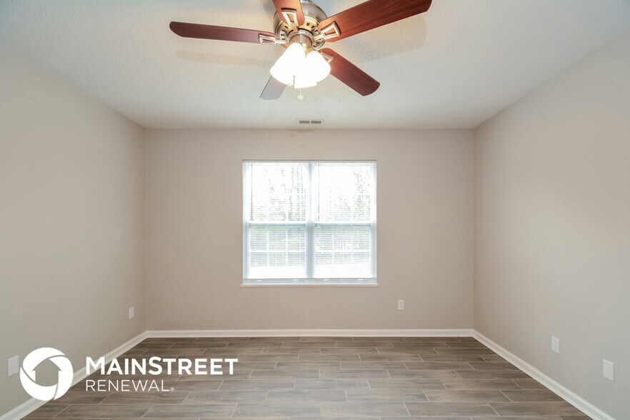 Building Photo - 511 Cotton Ave