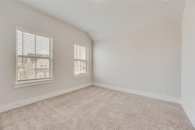 Building Photo - 733 Peaceful Ln