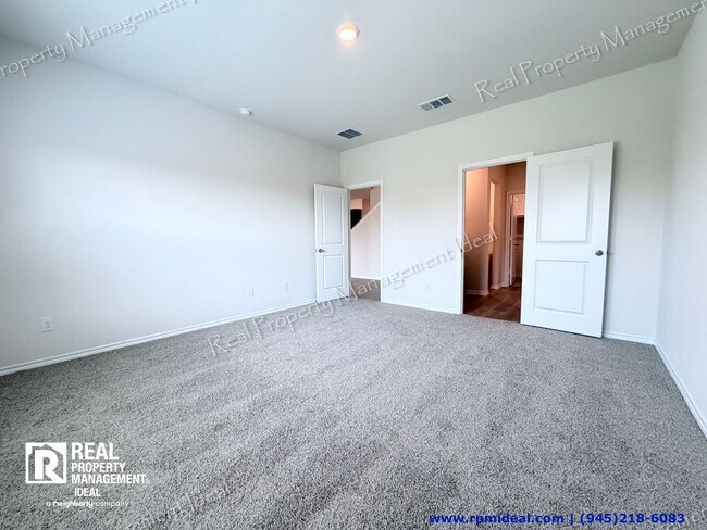 Building Photo - 621 Dunhill Rd