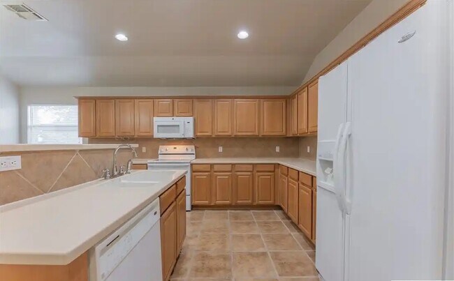 Building Photo - 5907 Drystone Ln