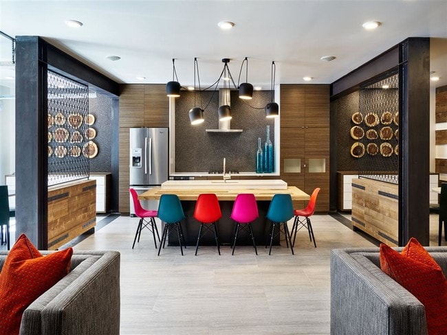 Interior Photo - Rowlock