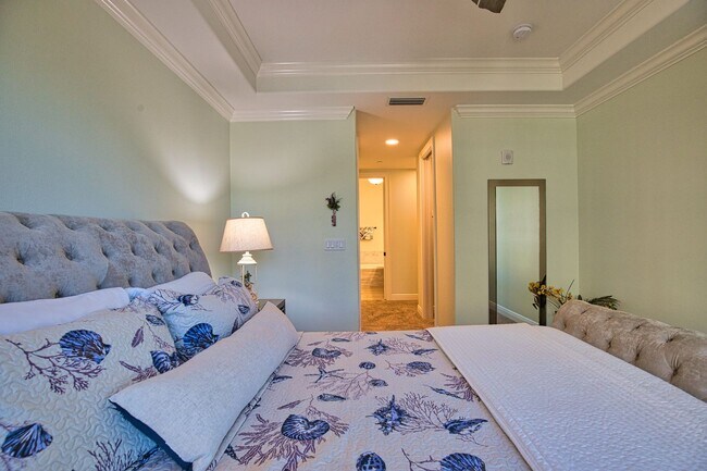 Building Photo - BEACH FRONT! Seasonal/Annual Rental – Turnkey Stunning Condo on Venice Island, 1,700+ sq ft, 2 Be...