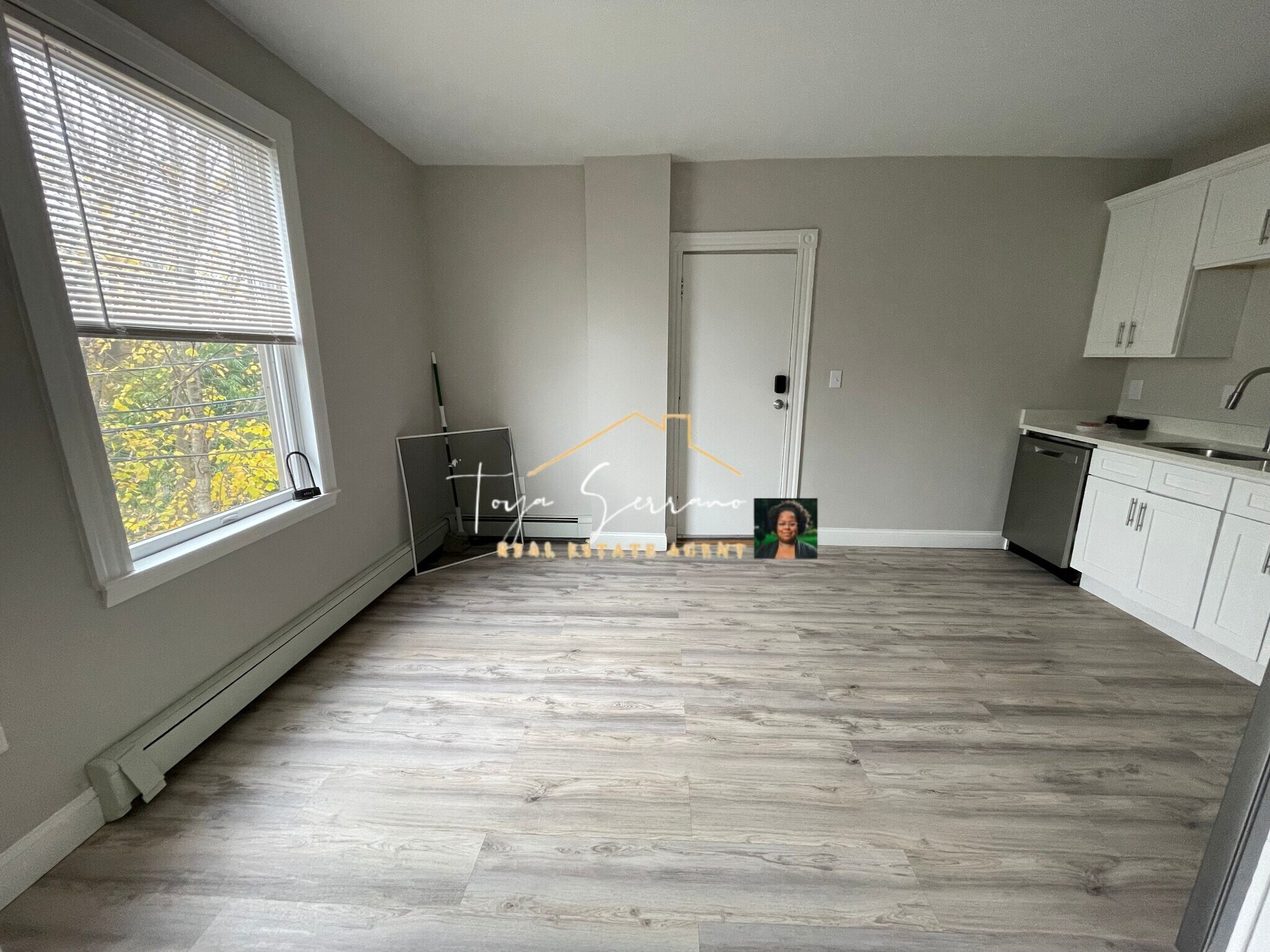 Building Photo - 54 Alpha Rd