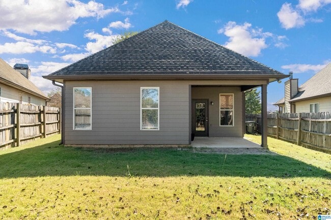 Building Photo - 2118 Adkins Pl